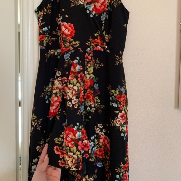 Floral romper - Picture 3 of 3